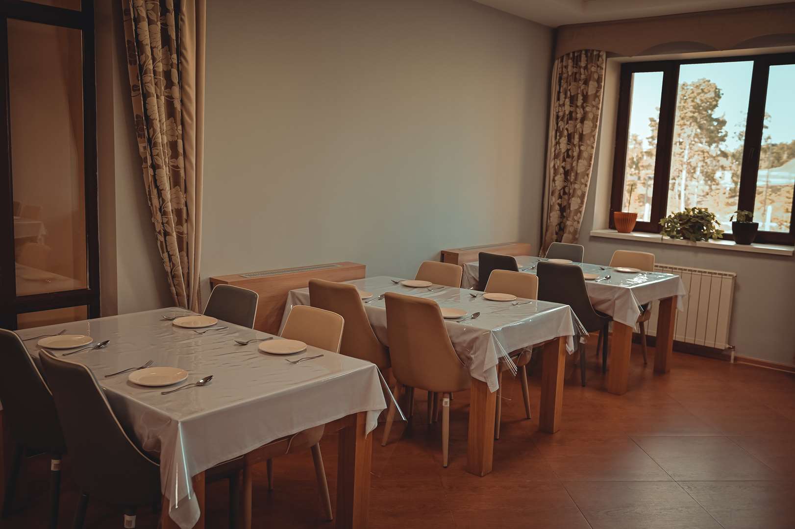 Restaurant5