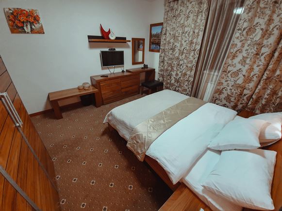 Familyroom7