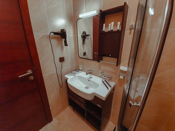 TWINROOM12